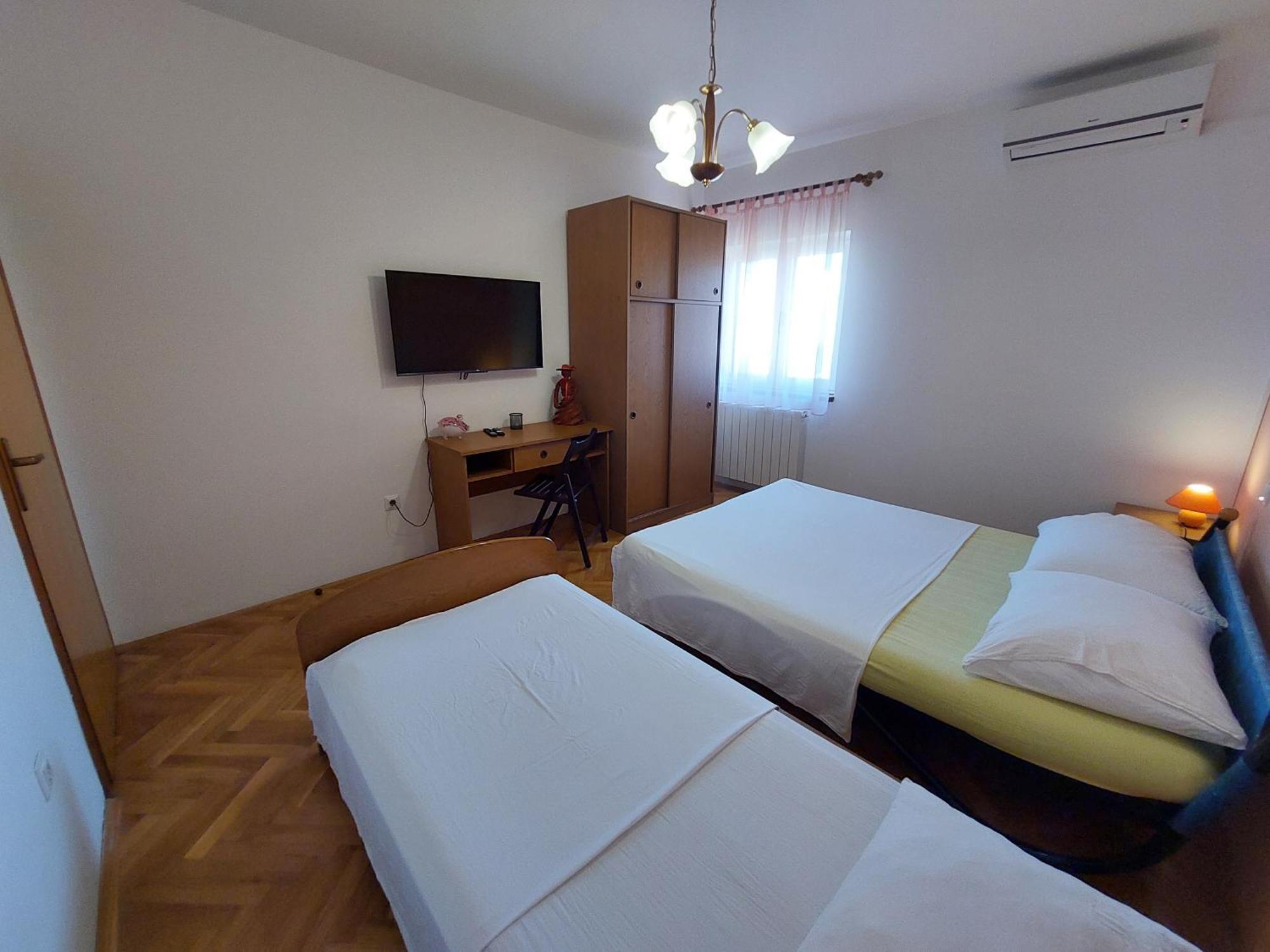 Apartments 2D Grebaštica Oda fotoğraf
